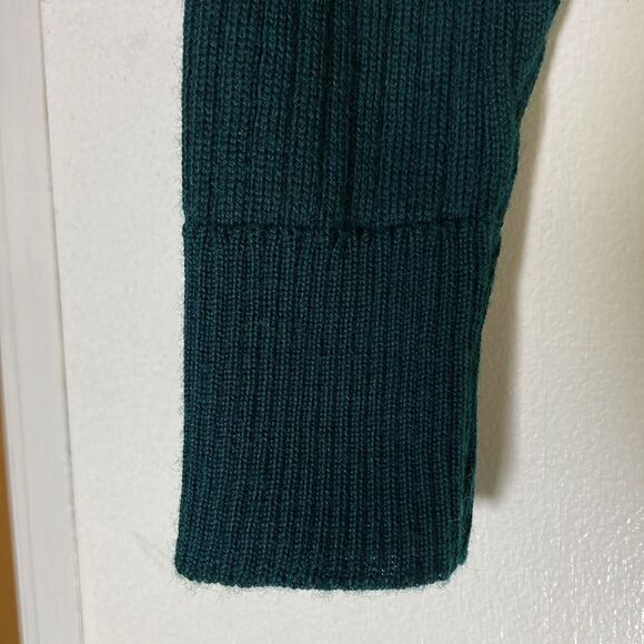 Jaeger Womens Size M Vintage Fitted Green Wool Rib Knit Pullover Turtleneck Top - Picture 10 of 11